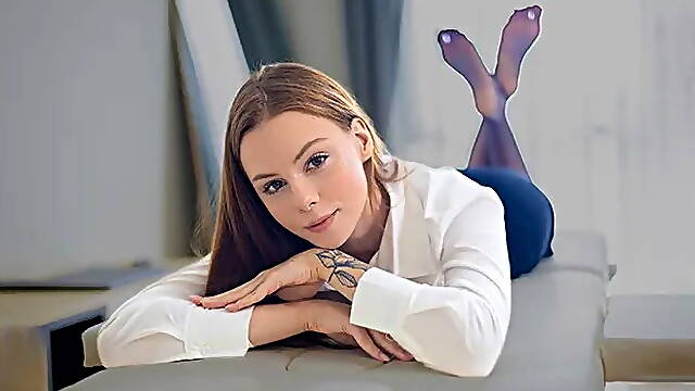 Cum on My Feet and Ill Tell the Director Everything! Nylon, Heels, Footjob, ...