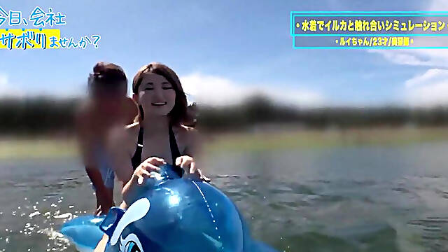 New Hairdresser with an F-cup and Too Cute Smile! the First Time in a Fe...