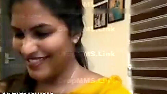 Reshma Rechu Nip Slip Tits Show