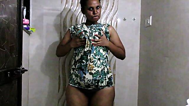 Licking Armpit Shave Fetish Indian MILF Lily Porn