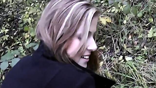 Public Sex With A Naughty Hottie Abigaile Johnson