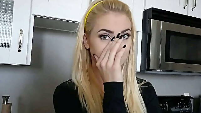 Cutie chick Sierra Nicole wanted a monster cock