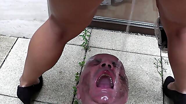 Shoe Licker Piss Swollower 02