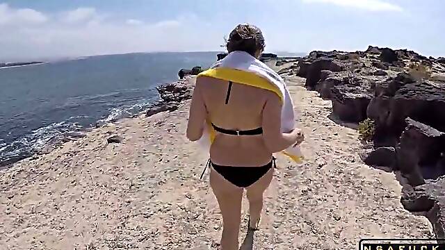 Big Boobs Miriam Prado does a jerk off with cum on her boobs