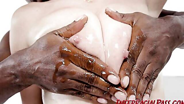 Glamour Angel Youngs at oiled xxx