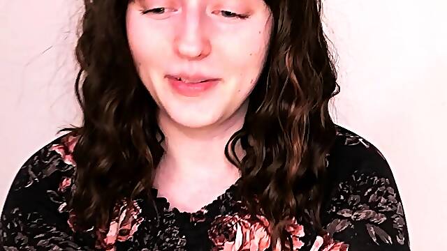 My Clit Loves My Vibrator (Real, Hard Orgasm)