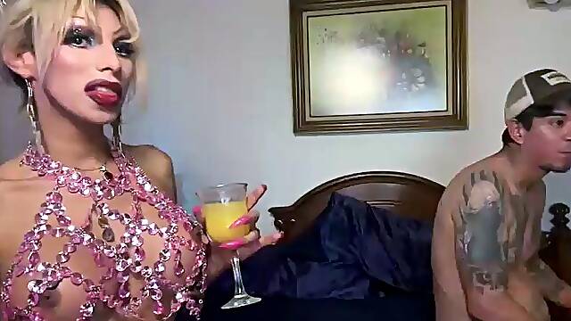 Amateur busty shemale fucking ass of tranny