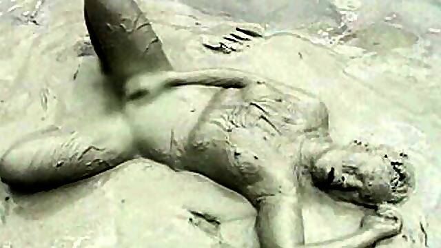 Busty amateur blonde banged in public outdoor