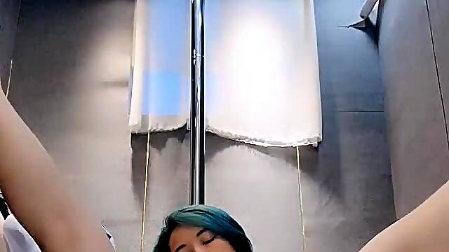 Mom amateur webcam pussy masturbate