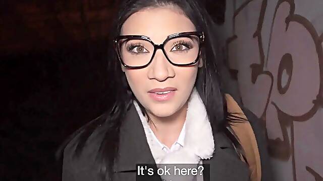 Public agent mexican wants my sausage but her mom cant know