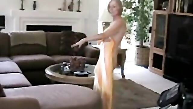 Wicked Sexy Melanie - blowjob video