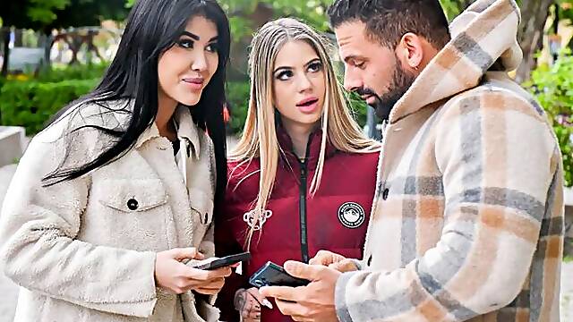 Watch cunning Sladyen Skaya and Lady Dees sex