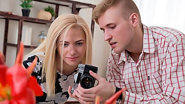 Age at the time of production, Alina Blonde, 21