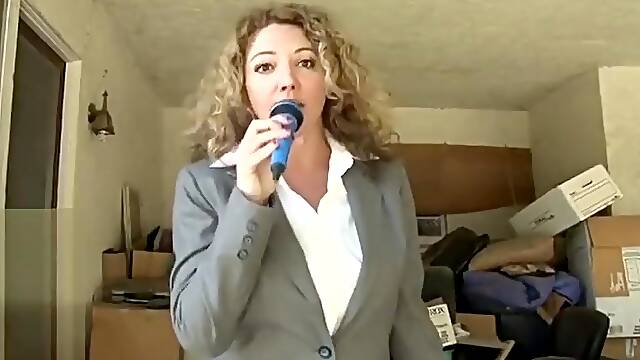Reporter naked