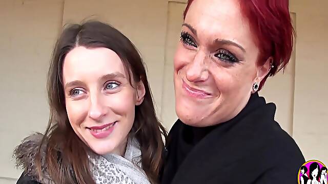 Nesty Carole Fucks Hardcore With Her Girlfriend Pauline