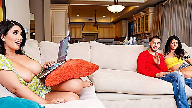 My GF's Roomie is a Total Thirst Trap! Video With Harley Haze, Apollo Banks, Sarah Arabic - Brazzers