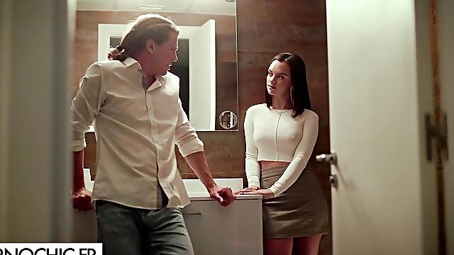 Curvy brunette goddess gets her muff treated like gold by attentive lover