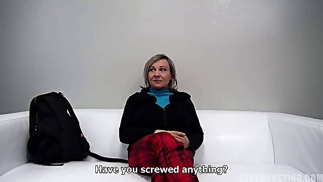 Cock starving gilf throat and pussy get stuffed