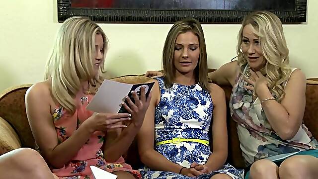 Naughty Teen Wants Mature Lesbian Pussy! - Scarlet Red And Simone Sonay