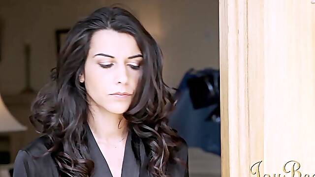 JoyBear Sexy wife Lou Charmelle enjoys a huge cock