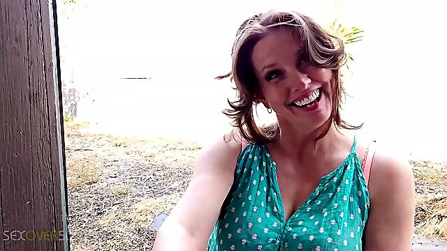 A Mature Milf Masseuse Sucks And Fucks Her Blind Psychiatrist While Giving Him A Massage While His Wife Is Away - The Masseuse