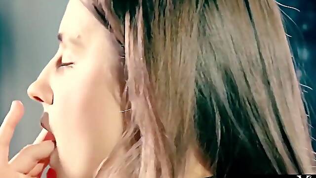 Stunning Babe With Perfect Body Masturbates To An Intense Orgasm