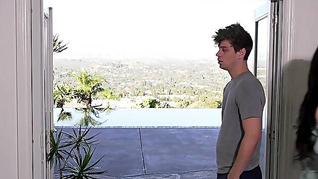 Transgender busty Darling 3some barebacked after sucking cocks