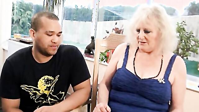 Granny porn queen Claire Knight fucks young black stud
