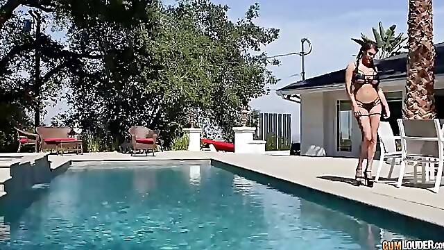 Peta Jensen is always in the mood to open her mouth wide and suck a fat cock