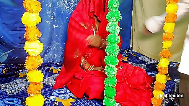 Amateur Indian MILF gets fucked by her husband