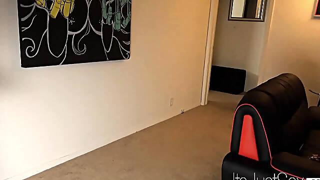 Chanell Heart Makes Darcie Dolce Cum with Her Tongue (My First Black Girlfriend)