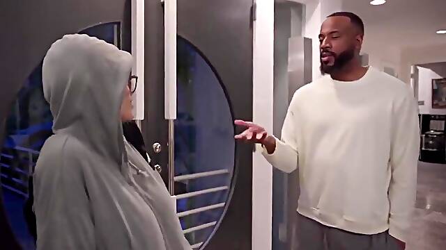 Amber Alena - New Big Tit Tutor (11-03-2023)