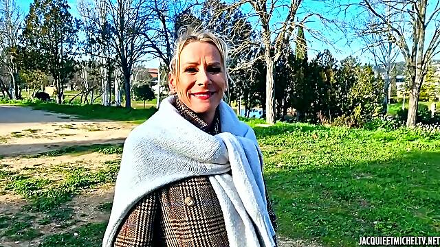 Victoria, 47, Executive Assistant In Paris