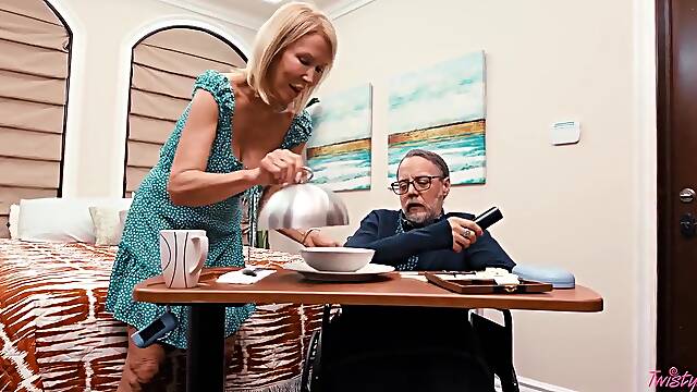 Seducing My Husbands - Coco Lovelock And Erica Lauren