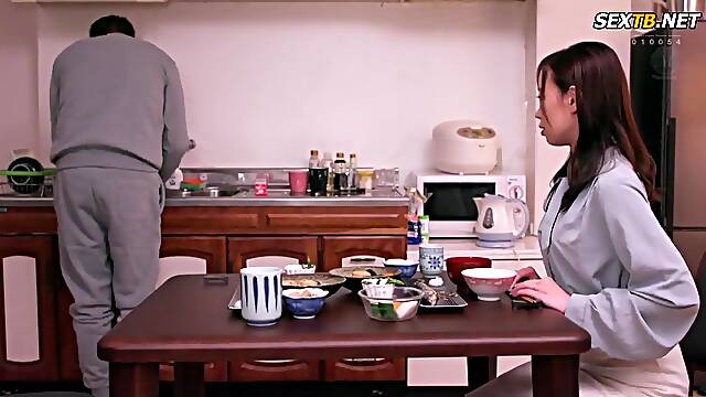 Juq 203 - Eng - Affair With Company President