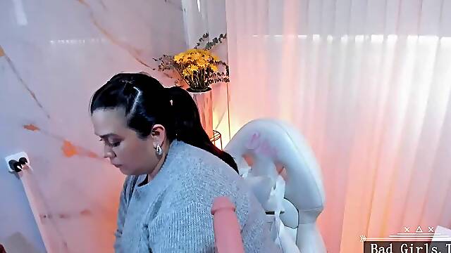 Natural huge tits BBW web milf with big dildo