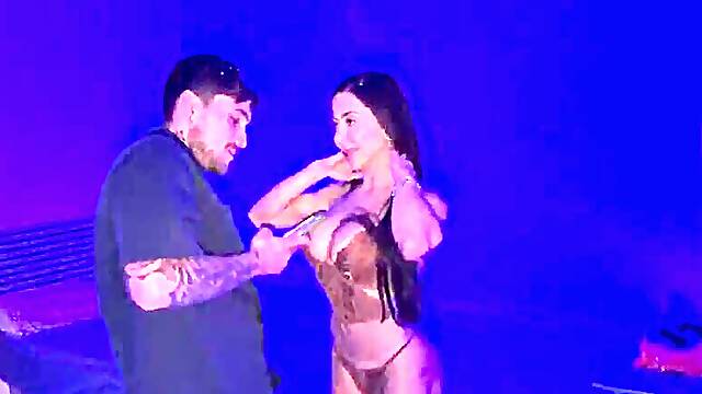 Cumshot On The Face Of a Busty Latina And Filming The Blowjob