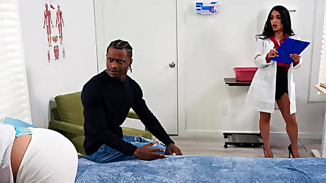 Brazzers: Threesome Check Up