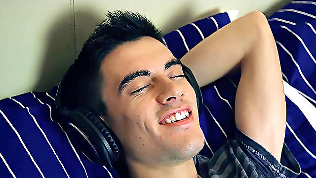 Jordi El Niño Polla fucks young busty friend of his sister