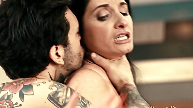 Skinny cougar Silvia Saige hardcore xxx scene