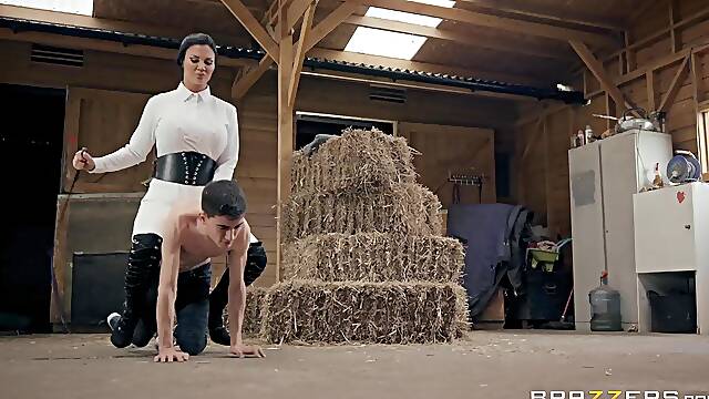 Jasmine Jae sucks big pulsating cock and gets fucked in both holes