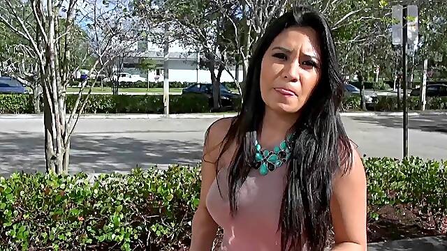 Busty Latina babe fucking like mad for a couple of bucks