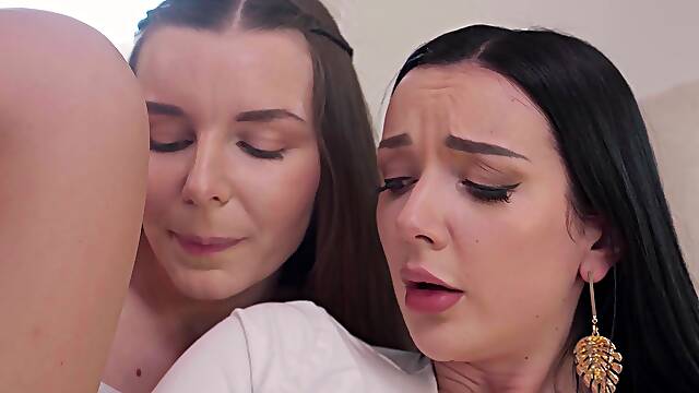 Arina Shys Hot MILF Scissoring Affair