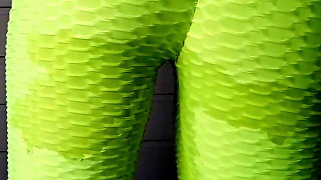 Pee desperation and wetting myself in neon yoga panties