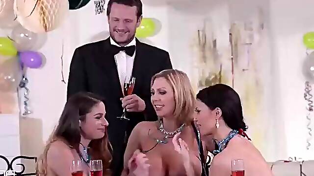 Nev Year Group Game (Russian translation)