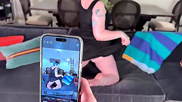 Casting Curvy: Photoshoot turns to sex with the mother Id like to fuck next door