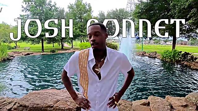 Large BUTT ETHIOPIAN BITCH LIKES GETTING HER HOLES FILLED!