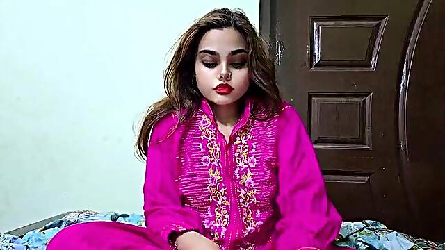 Stepsister train me about sex this babe,s show me large Natural breasts