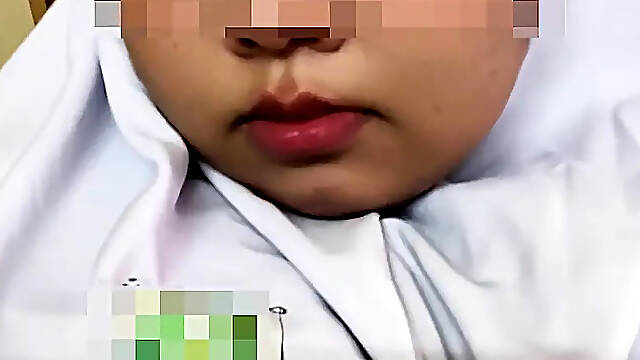 Student sangap send clip lucah dekat ustaz