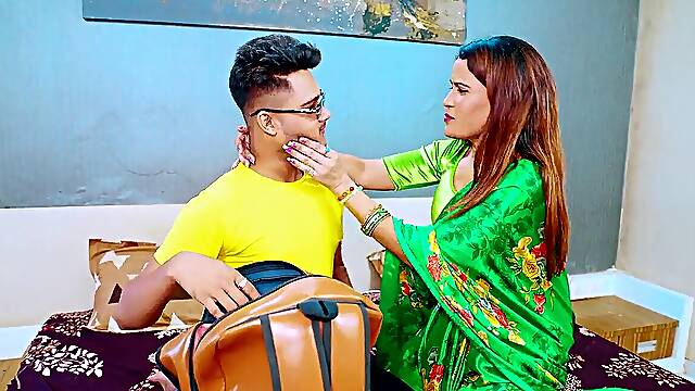 Splendid bhabhi ko chahiye apne chut ke liye bara lund